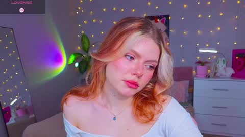 red__candy online show from 12, 4, 2026