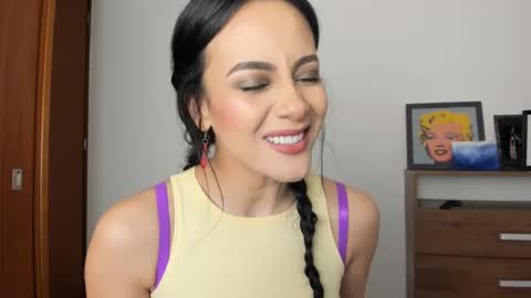 red_flower203 online show from 14, 1, 2025