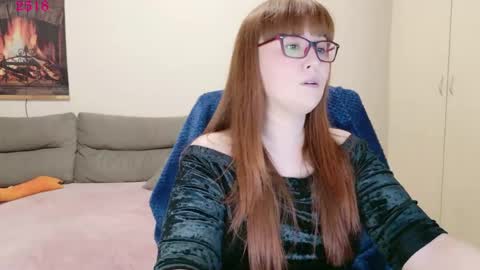 Snapshot of red_fox777 chatting on 6, 5, 2026 Lisa online show from 6, 5, 2026