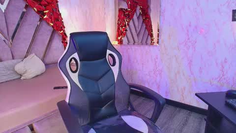 red_pandaa online show from 5, 3, 2026