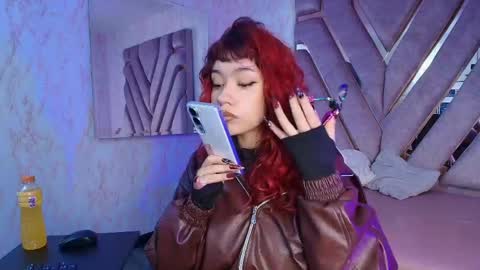 red_pandaa online show from 21, 4, 2026