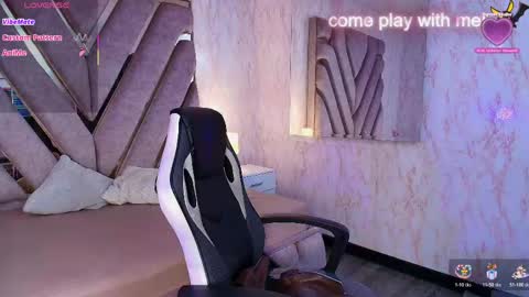 red_pandaa online show from 25, 4, 2026