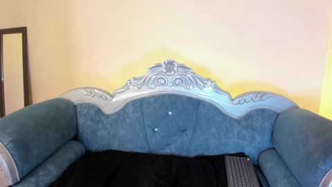     online show from 9, 2, 2025