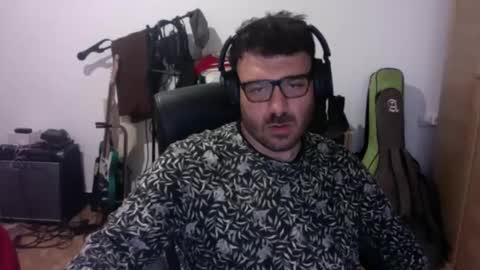 redbonezzzz online show from 12, 4, 2026