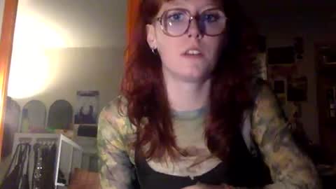 Snapshot of redcassie666 chatting on 14, 2, 2026 redcassie666 online show from 14, 2, 2026
