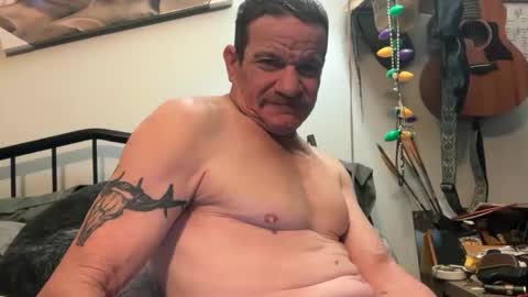 Snapshot of reddawg055 chatting on 19, 1, 2026 reddawg055 online show from 19, 1, 2026