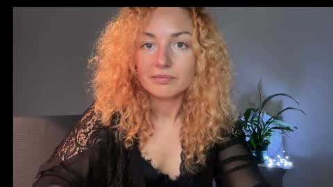 reddgirll online show from 6, 3, 2025