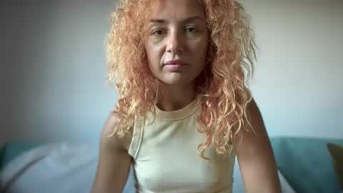 reddgirll online show from 15, 9, 2025