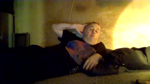 Snapshot of reddragon1195 chatting on 18, 2, 2025 reddragon1195 online show from 18, 2, 2025