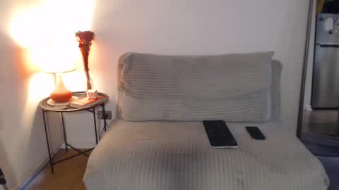 redfloweer online show from 12, 1, 2025