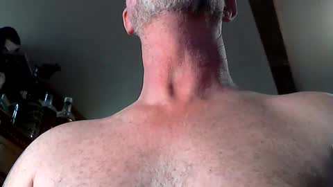 Snapshot of redfox60010 chatting on 26, 5, 2026 redfox60010 online show from 26, 5, 2026