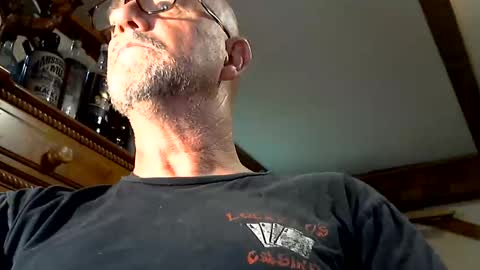 Snapshot of redfox60010 chatting on 8, 6, 2026 redfox60010 online show from 8, 6, 2026