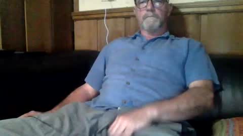 Snapshot of redfox60010 chatting on 2, 7, 2026 redfox60010 online show from 2, 7, 2026