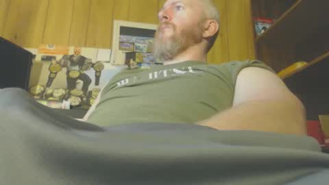 Snapshot of redhead4fun chatting on 30, 10, 2025 theredhead4fun online show from 30, 10, 2025