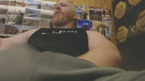 theredhead4fun online show from 28, 6, 2026