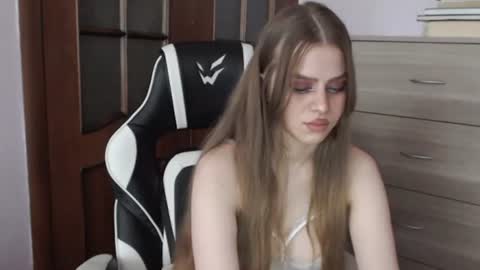 Lily online show from 2, 7, 2026