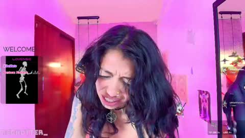 Lili Lopez online show from 6, 3, 2025