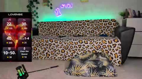 Snapshot of redhurrican chatting on 19, 1, 2026 RedHurrican online show from 19, 1, 2026