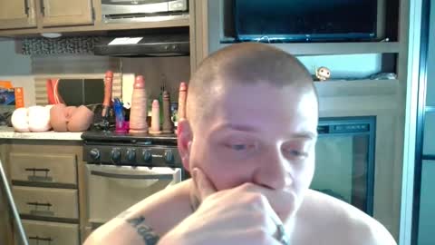 Snapshot of redinthebed chatting on 18, 12, 2024 InkedGinger online show from 18, 12, 2024