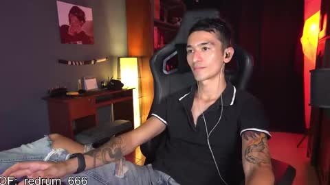 Red online show from 10, 3, 2025