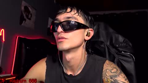 Red online show from 25, 9, 2025