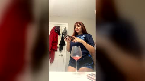 redvelvetsoft online show from 5, 3, 2026