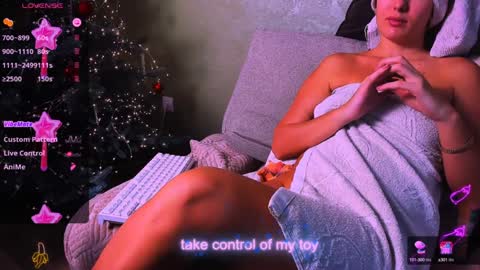 reggieMeow online show from 9, 1, 2025