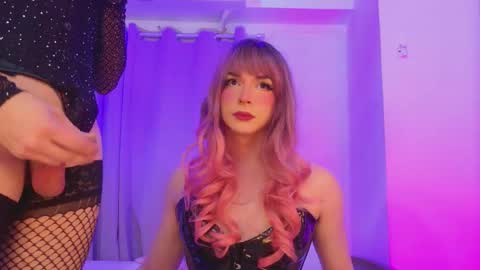 reginarose online show from 12, 1, 2026