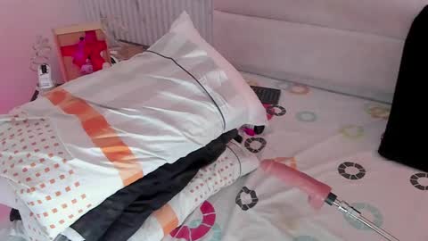 reginavegaa online show from 23, 4, 2026