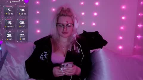 reiannmay online show from 12, 3, 2026