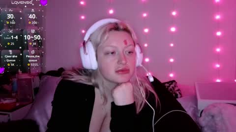 reiannmay online show from 1, 4, 2026