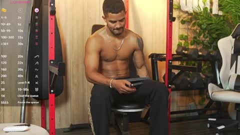 Snapshot of reik_von chatting on 5, 6, 2026 Reik online show from 5, 6, 2026