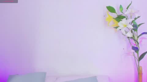 Reika  online show from 5, 4, 2026