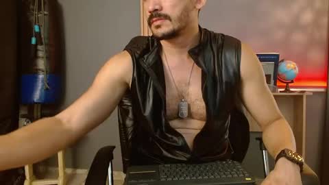 Snapshot of reiko_85_ chatting on 27, 5, 2026 REIKO online show from 27, 5, 2026