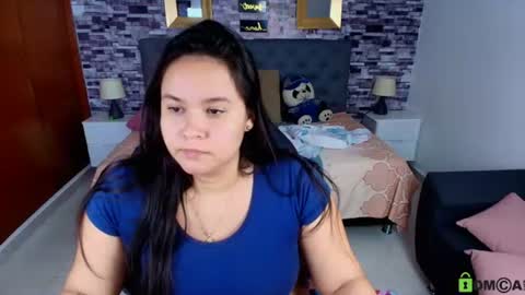 reina_loren online show from 6, 7, 2026