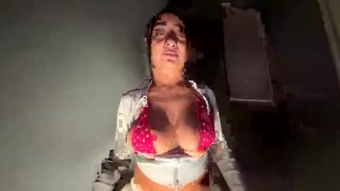 reinaassss online show from 30, 3, 2026