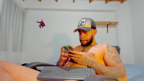 Rmy Steen online show from 6, 10, 2025