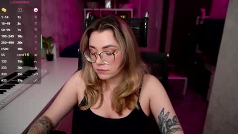 Snapshot of remywild chatting on 2, 10, 2025 RemyWild online show from 2, 10, 2025