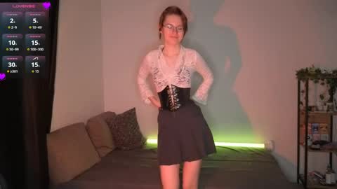 Claire online show from 29, 4, 2026