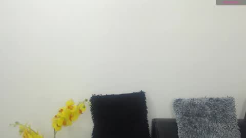 renatabrownn28 online show from 5, 6, 2026