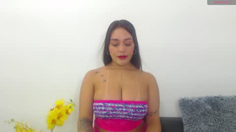 renatabrownn28 online show from 12, 6, 2026