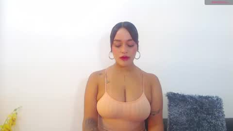 Snapshot of renatabrownn28 chatting on 15, 7, 2026 renatabrownn28 online show from 15, 7, 2026