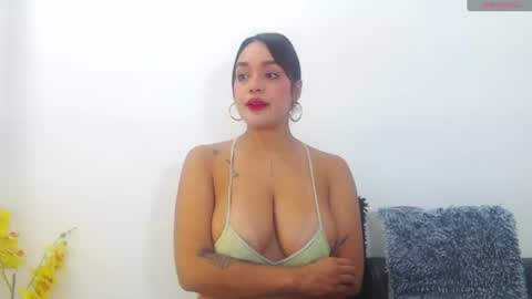 Snapshot of renatabrownn28 chatting on 17, 7, 2026 renatabrownn28 online show from 17, 7, 2026