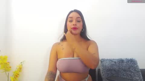 Snapshot of renatabrownn28 chatting on 20, 7, 2026 renatabrownn28 online show from 20, 7, 2026