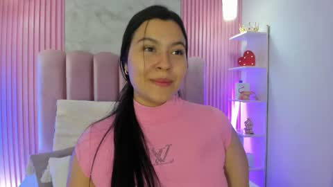 RenataPeach online show from 3, 8, 2026