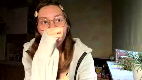 Mia online show from 21, 4, 2026