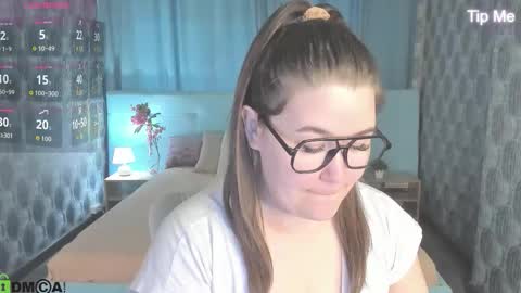 Snapshot of renee_turner chatting on 22, 9, 2025 renee_turner online show from 22, 9, 2025