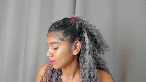  Renata  online show from 4, 12, 2024