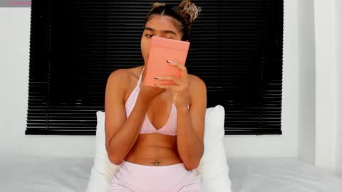  Renata  online show from 24, 9, 2025