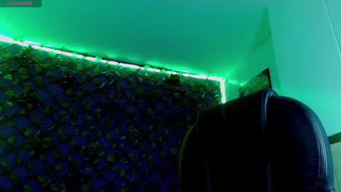 R E N E  online show from 23, 1, 2025